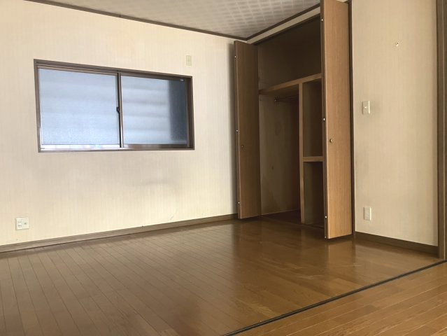 旭区新森6丁目中古戸建の居間・リビング