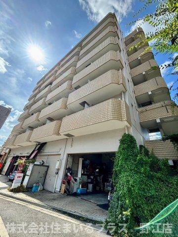 アヴェール京橋の外観