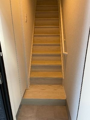 セシボン52の玄関