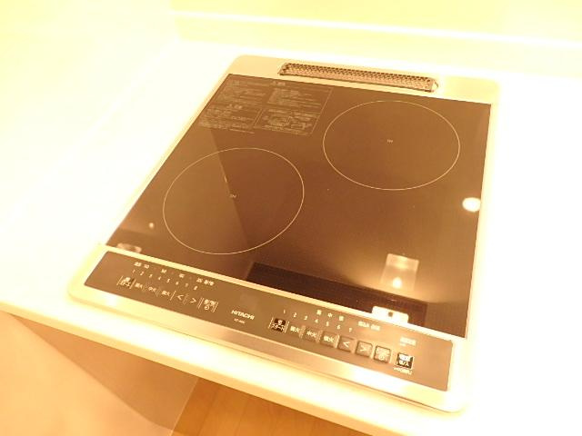 【キッチン】 | レヴォントゥレットⅡ | IHコンロ