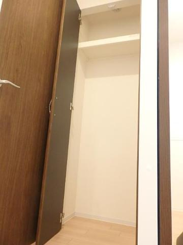 【収納】 | レヴォントゥレットⅡ | 収納