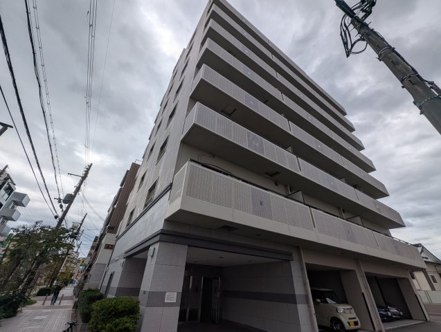 藤和シティホームズ上新庄駅前の外観