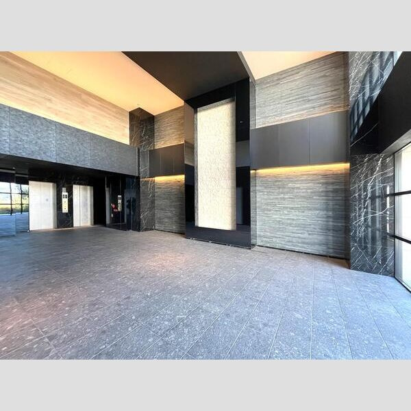 S-RESIDENCE福島grandeのロビー