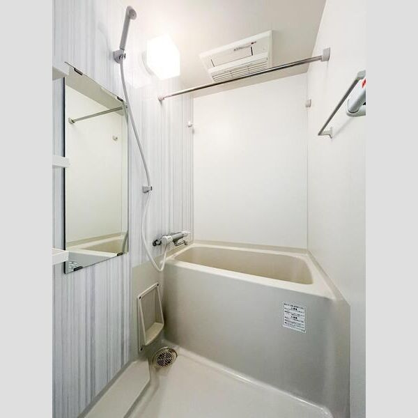S-RESIDENCE新大阪WESTの浴室