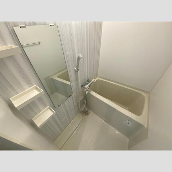 S-RESIDENCE新大阪WESTの浴室