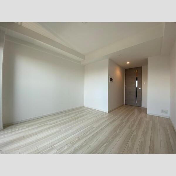 S-RESIDENCE新大阪WESTの居間・リビング