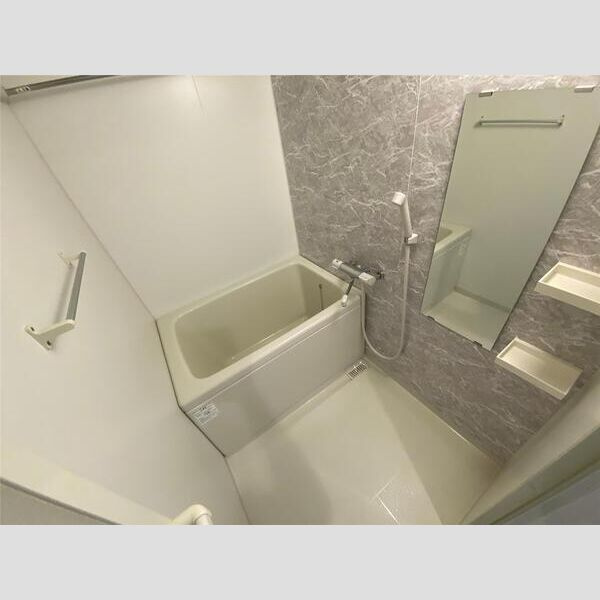 S-RESIDENCE新大阪WESTの浴室