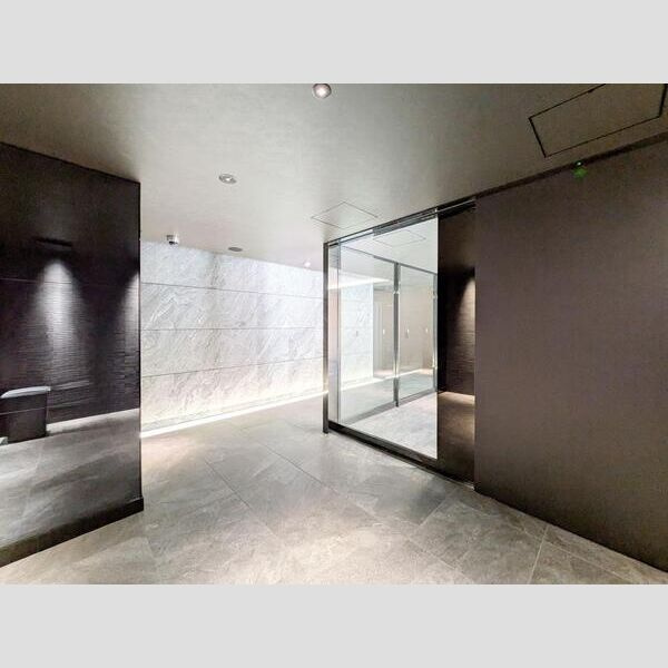 S-RESIDENCE大和田alineのロビー