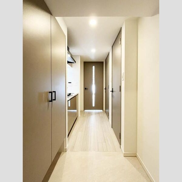 S-RESIDENCE阿波座bouncyの玄関