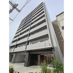Alivis北梅田の外観