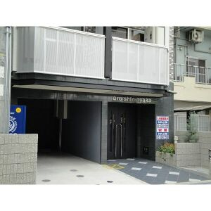 U-ro新大阪の駐車場