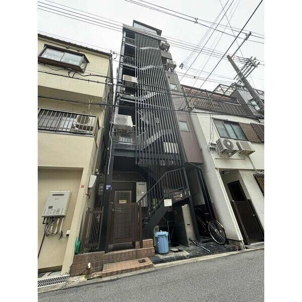 ハイツブラウンの外観