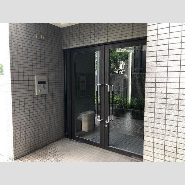コンセール裕恵のエントランス