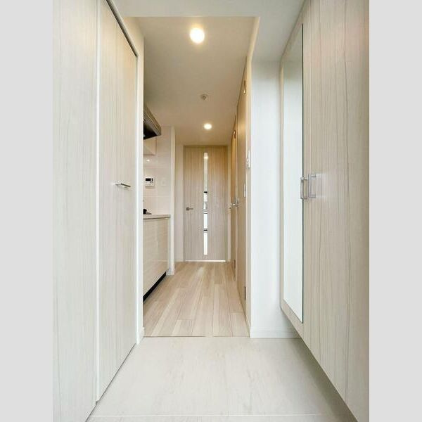 S-RESIDENCE都島Elegantの玄関
