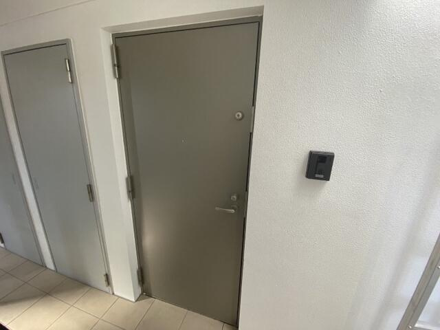 ＣＲＥＡＬ学芸大学(クリアルガクゲイダイガク)の玄関