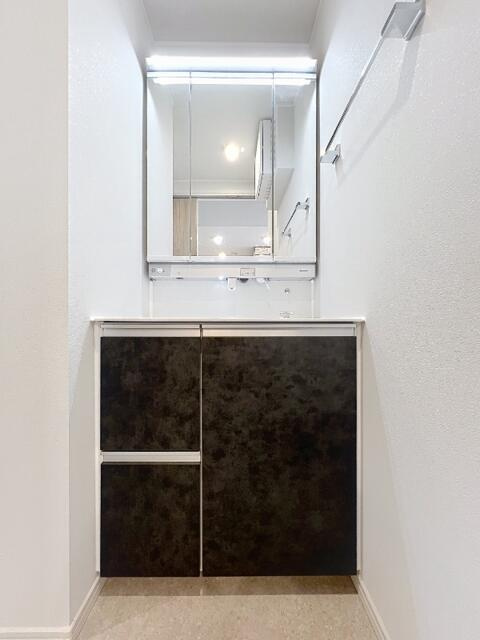 Ｋｕａ　Ｍａｉｓｏｎ　Ｊ(クアメゾンジェイ)の洗面所