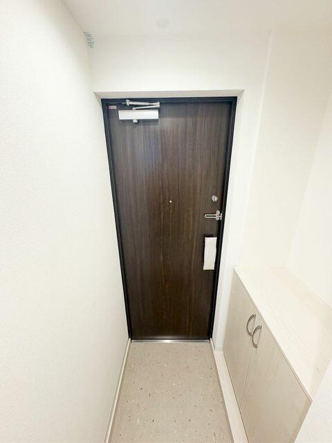 デュオメゾン渋谷笹塚(デュオメゾンシブヤササヅカ)の玄関