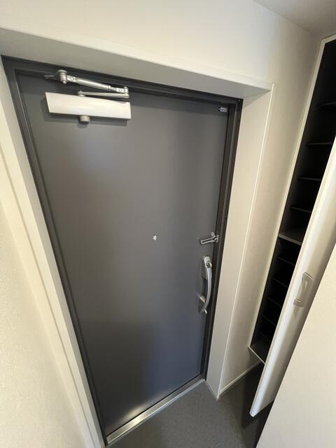 エトス初台(エトスハツダイ)の玄関