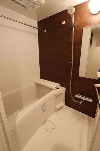 ＧＥＮＯＶＩＡ池袋の浴室