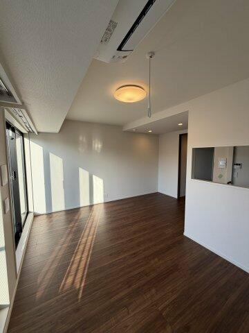 ＧＥＮＯＶＩＡ北池袋ｓｋｙｇａｒｄｅｎの居間・リビング