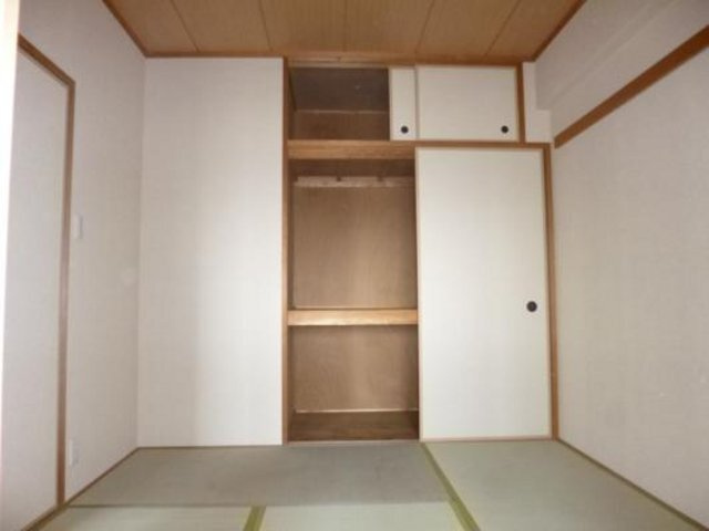 生島リバーサイドマンションD棟の和室