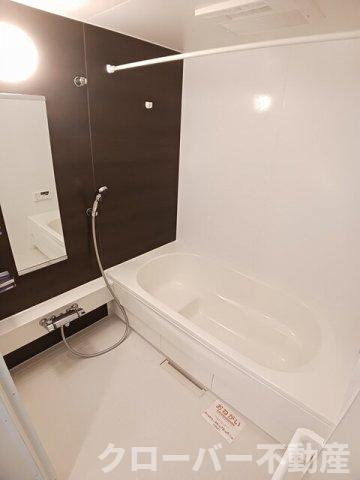 ボヌール高岡Ｂの浴室