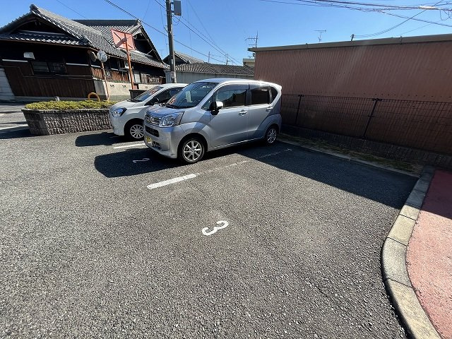 【駐車場】 | レオパレスセントラルたかはし