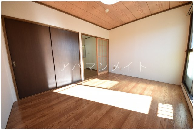 【寝室】 | スカイハイツ | 寝室です