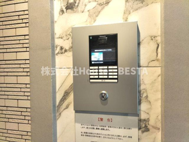 CREST TAPP　神戸三宮のエントランス