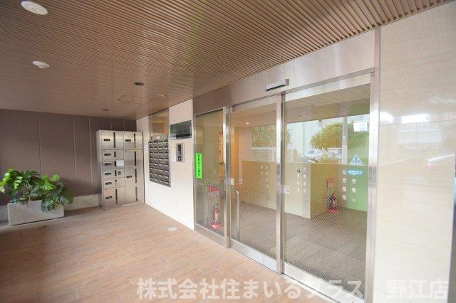 ウイングビュー野江のエントランス