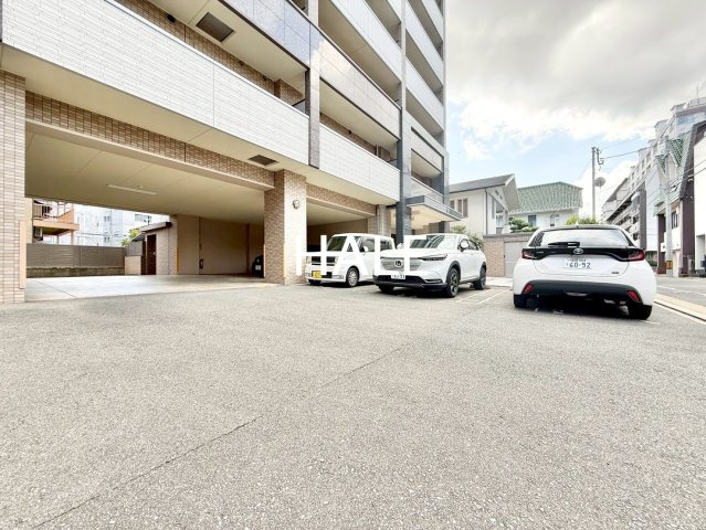 【駐車場】 | エスペラージュ那の川