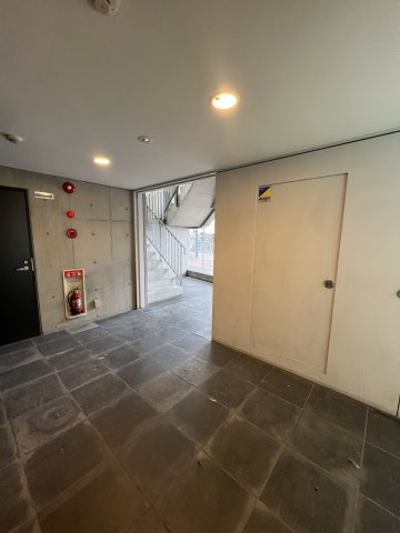 S-FORT六番町のロビー