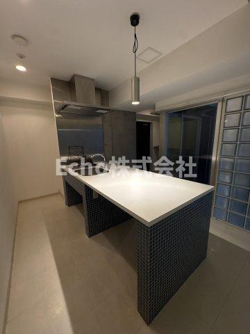 ルクレ堺筋本町レジデンスのキッチン