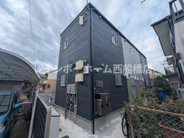 ベレガンス船橋の外観