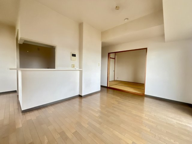 メゾンドール瀬田・公園都市Ⅰ番館　の居間・リビング