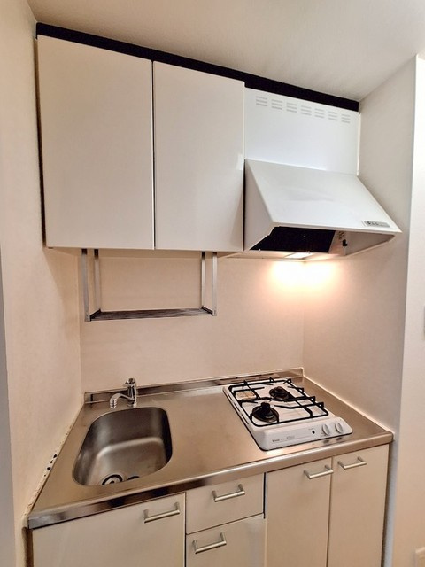 船橋市本町５丁目の賃貸マンションのキッチン|★ガス2口のシステムキッチン★