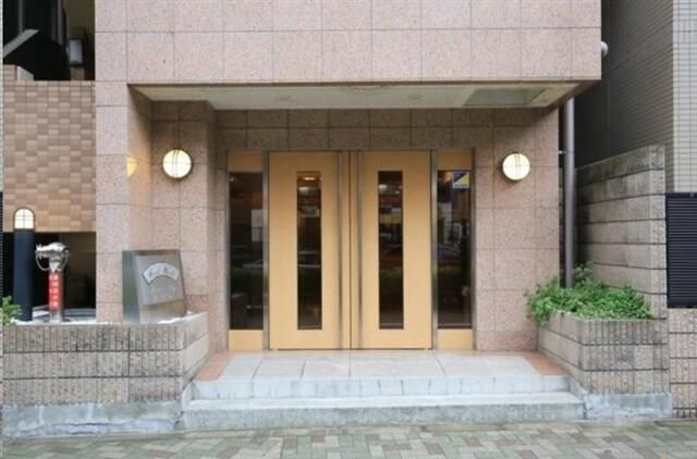 パークウェルツインズ西新宿ノースピアのエントランス