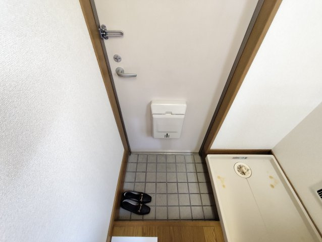 マイハウス新小岩の玄関