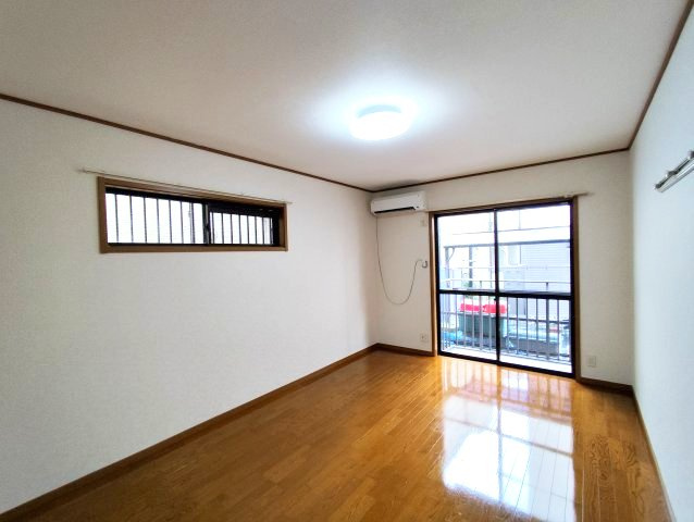 マイハウス新小岩の洋室