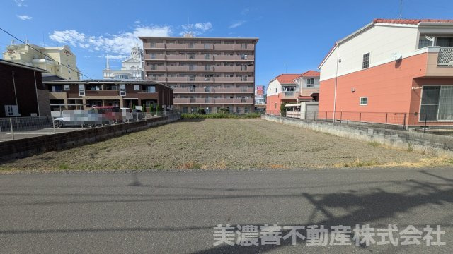 ６７３２９　岐阜市細畑野寄土地の外観