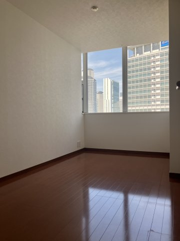 ザ・タワー大阪の洋室