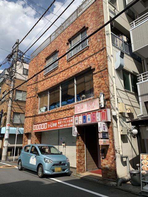 調布市西つつじケ丘３丁目の店舗一部の外観