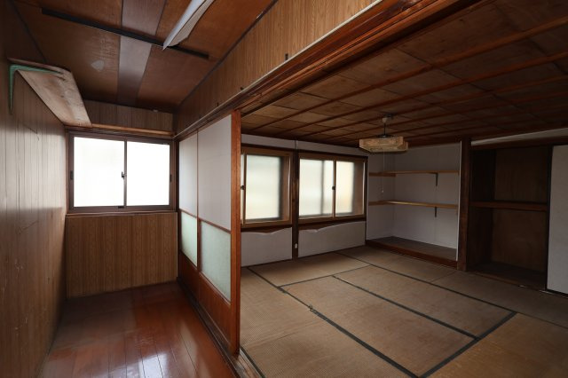 本町３丁目　土地建物の和室|フローリングだけでなく、和室もあります