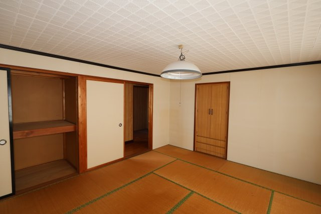 本町３丁目　土地建物の和室|来客時にも便利な和室付き