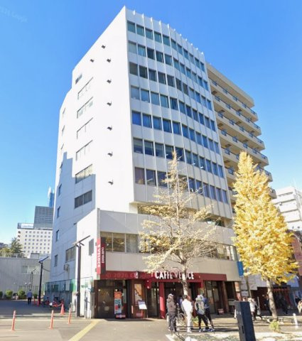 新宿オミビルの外観