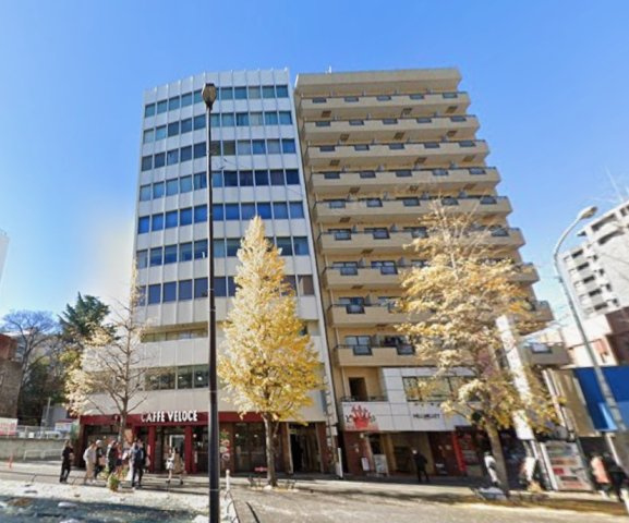 新宿オミビルの外観