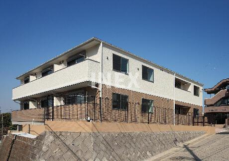 横浜市神奈川区片倉５丁目のアパートの外観