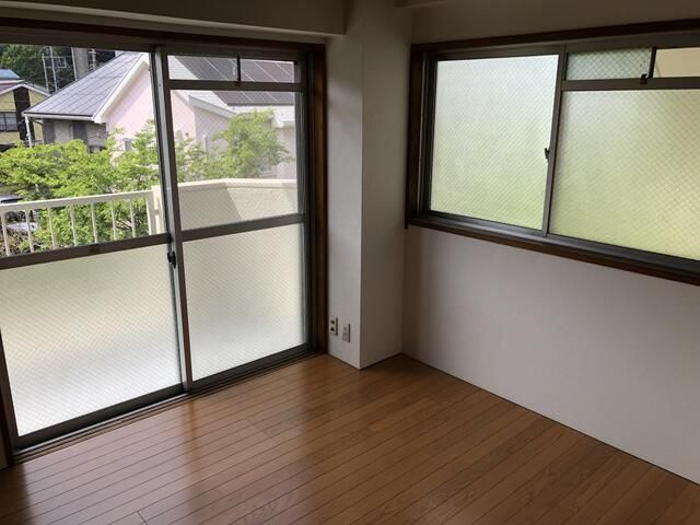 横浜市港南区日野８丁目の賃貸マンションの寝室