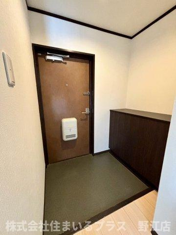 朝日プラザ大宝EPの玄関