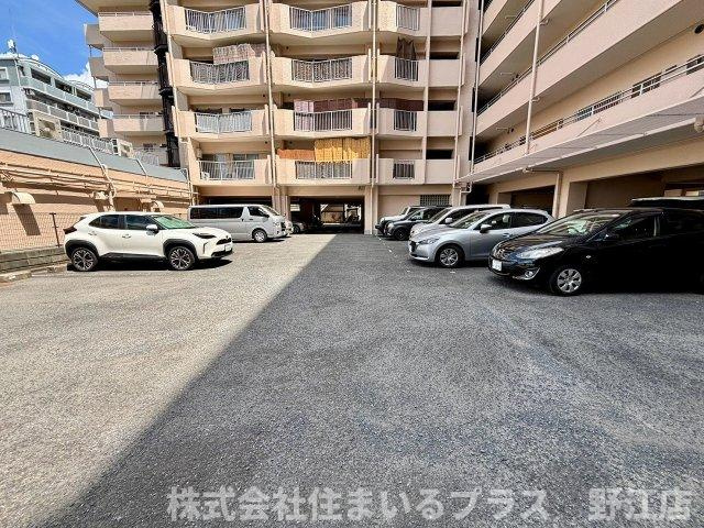 朝日プラザ大宝EPの駐車場